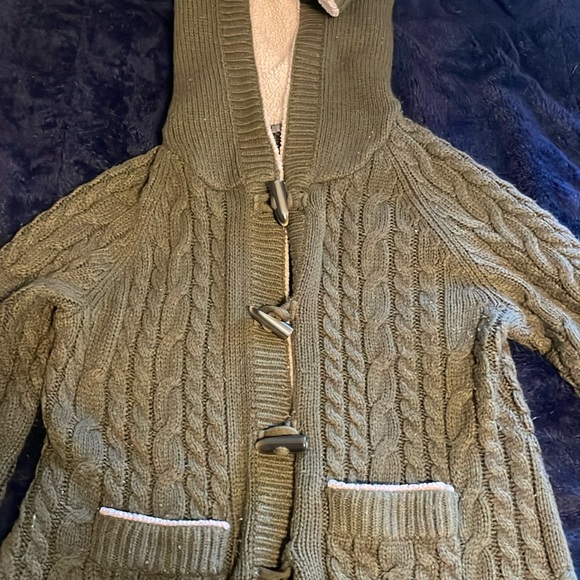 Super warm Cabela’s cardigan - Picture 1 of 3